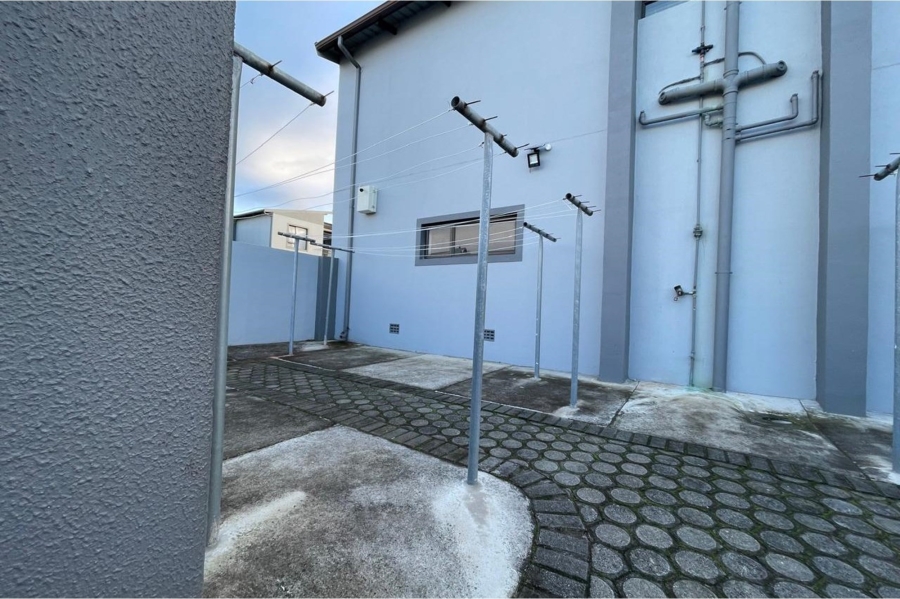 2 Bedroom Property for Sale in Sherwood Eastern Cape